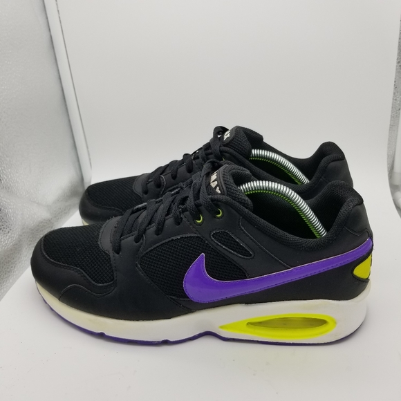 NIKE AIRMAX COLISEUM SNEAKERS - Picture 2 of 5